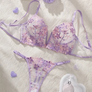 Éclat de Minuit – Embroidered Floral Lingerie Set